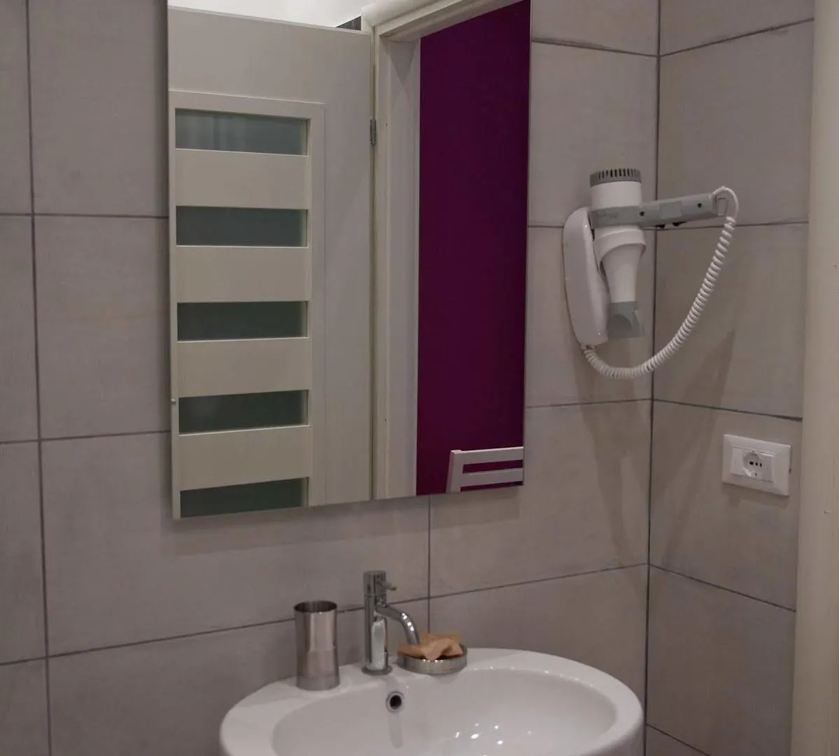 Five Rooms Rome Guesthouse