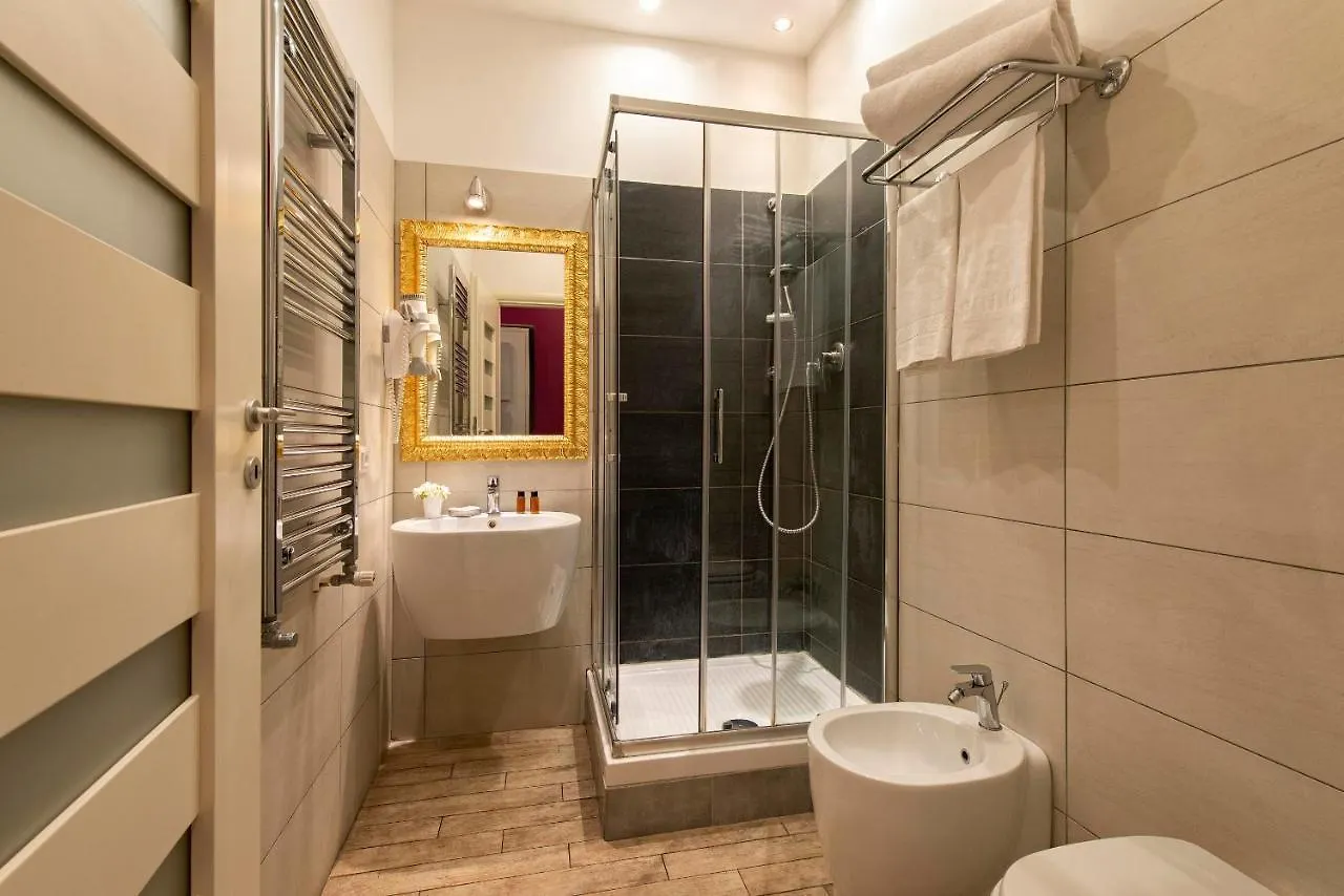 Five Rooms Rome Guesthouse 2*,