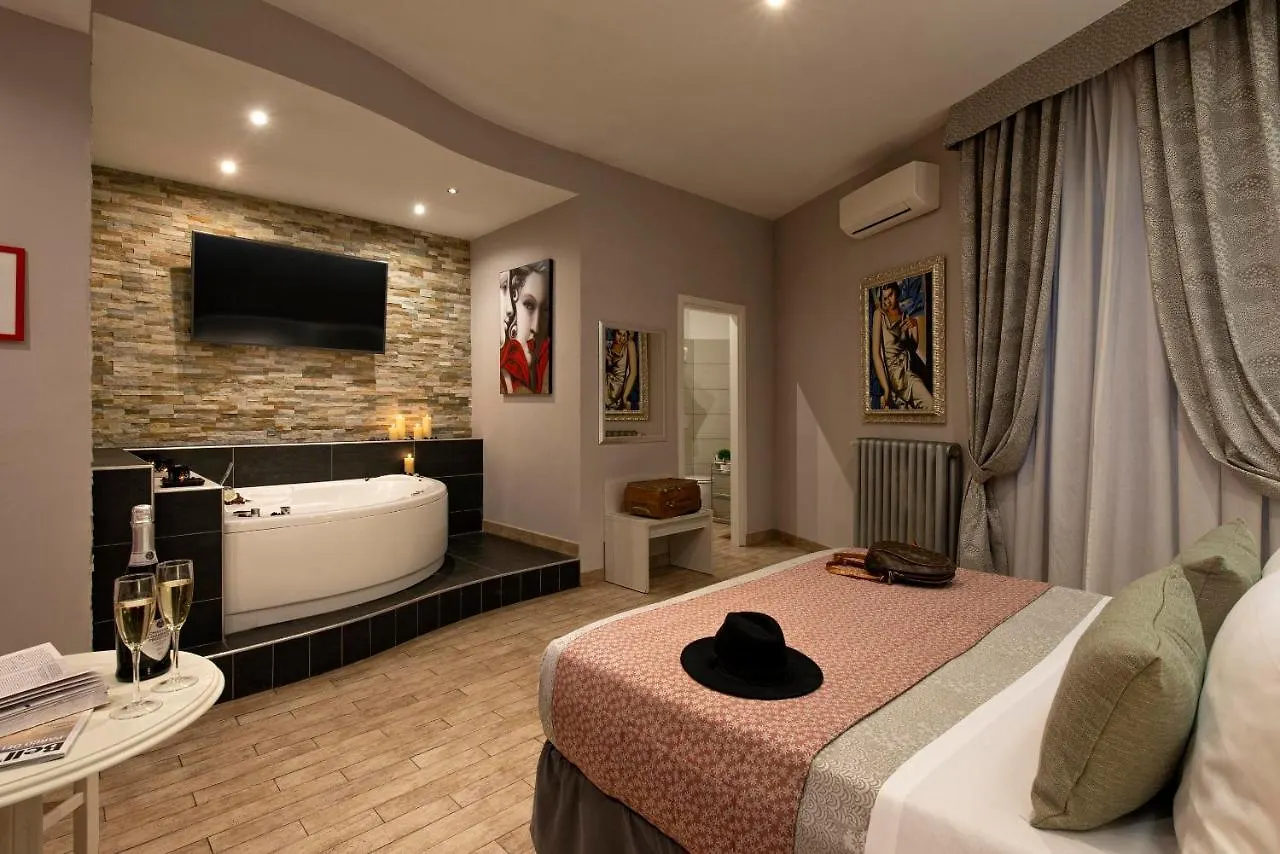 Five Rooms Rome Guesthouse Πανσιόν