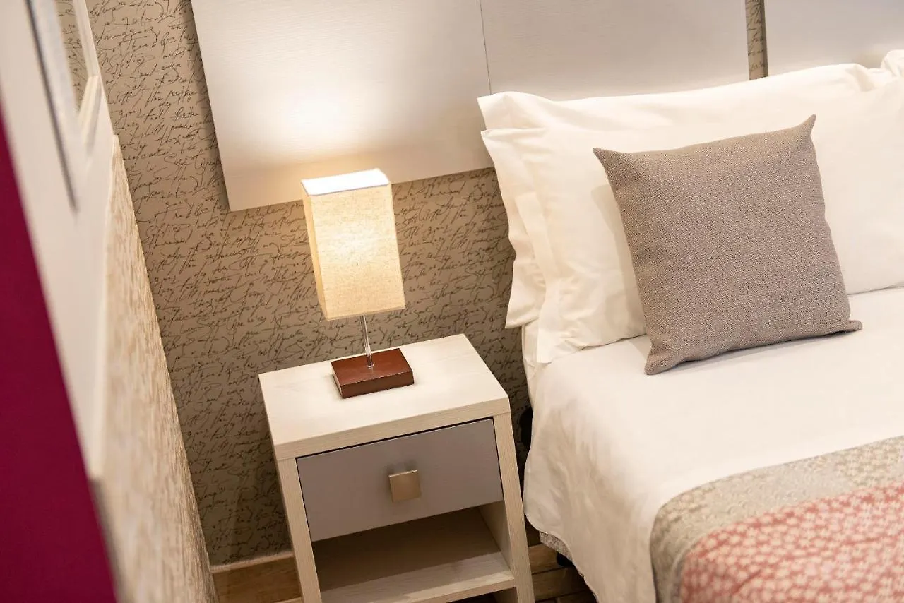 بيت ضيافة Five Rooms Rome Guesthouse